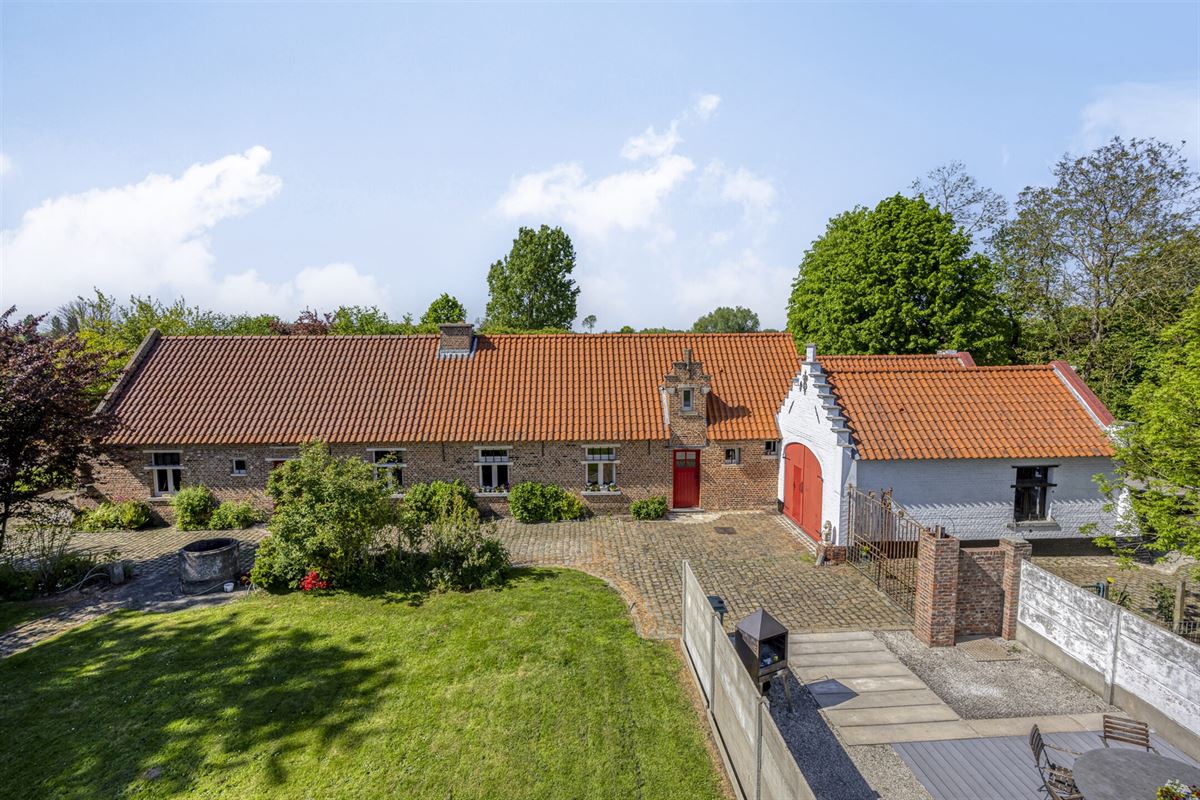 E1638829291029433892_57AL